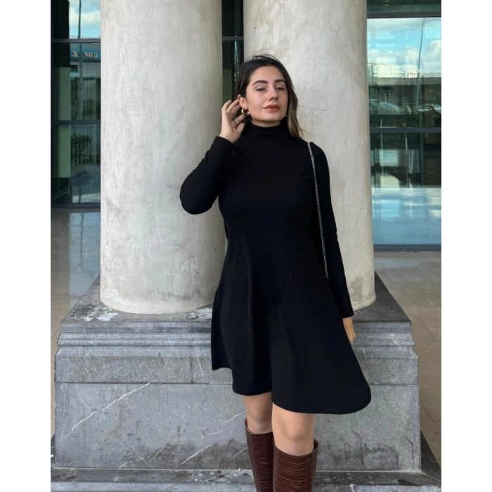 Kadın Uzun Kollu Balıkçı Yaka Salaş Kusa Akrilik Elbise