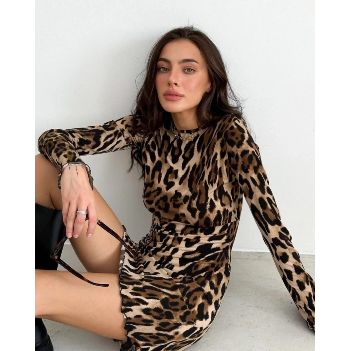 Kadın Uzun Kollu Sırtı Açık Bağlamalı Leopar Desenli Kısa Dalgıç Elbise