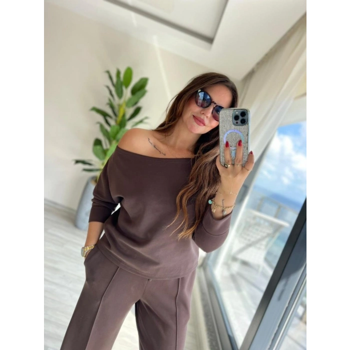 Kadın Uzun Kollu Tek Omuzdan Açık Modal Bluz Ve Pantolon Ikili Takım