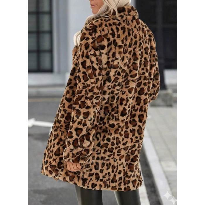 Kadın Uzun Kollu Yakalı Cepli Kısa Peluş Leopar Kaban