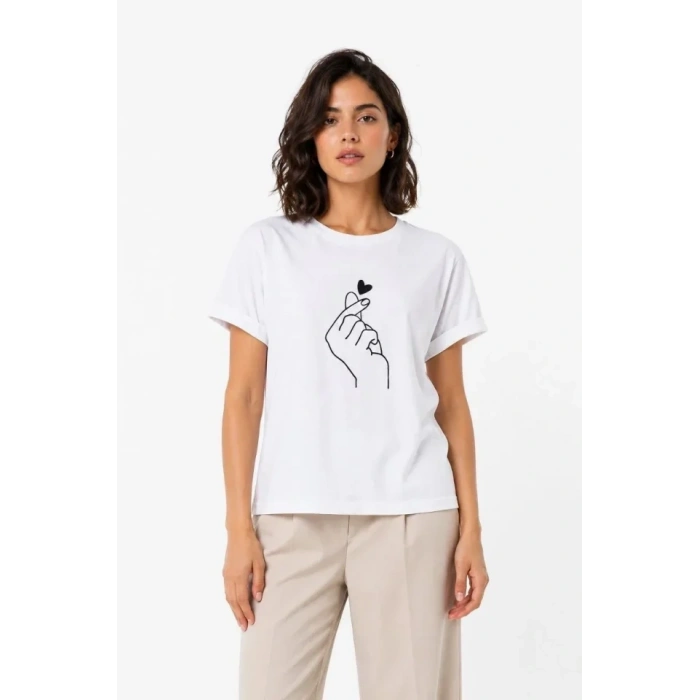 Kore Parmak Kalp Aşk Temalı Minimal Baskılı Tişört Yazlık Kısa Kol T-Shirt  - Beyaz