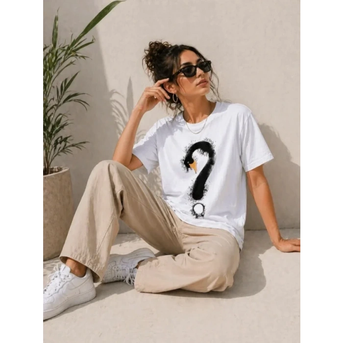 Kuğu Figürlü Soru İşareti Baskılı Tişört Kısa Kol T-Shirt - Beyaz