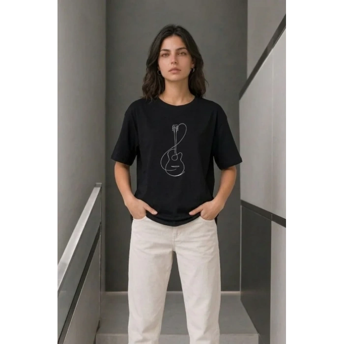 Minimal Gitar Baskılı Tişört T-Shirt Yazlık Kısa Kol Bisiklet Yaka T-Shirt - Siyah