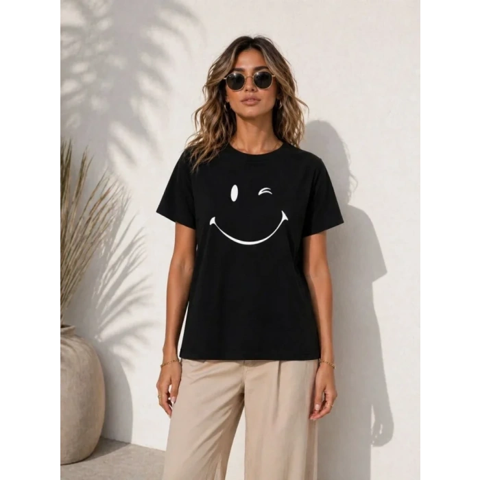 Minimal Gülümseyen Yüz Baskılı Tişört Kısa Kol Yazlık T-Shirt - Siyah