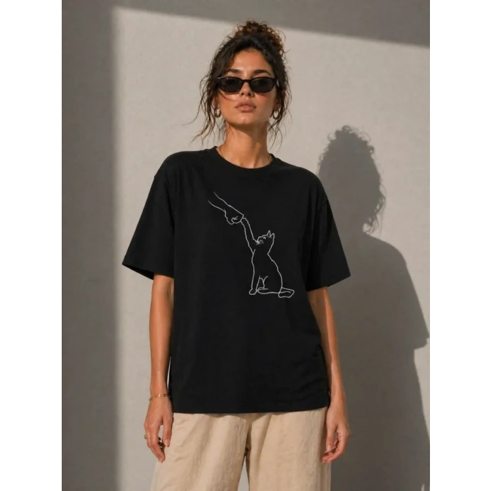 Minimal Kedi Çizim Baskılı Tişört Kısa Kol Yazlık T-Shirt - Siyah