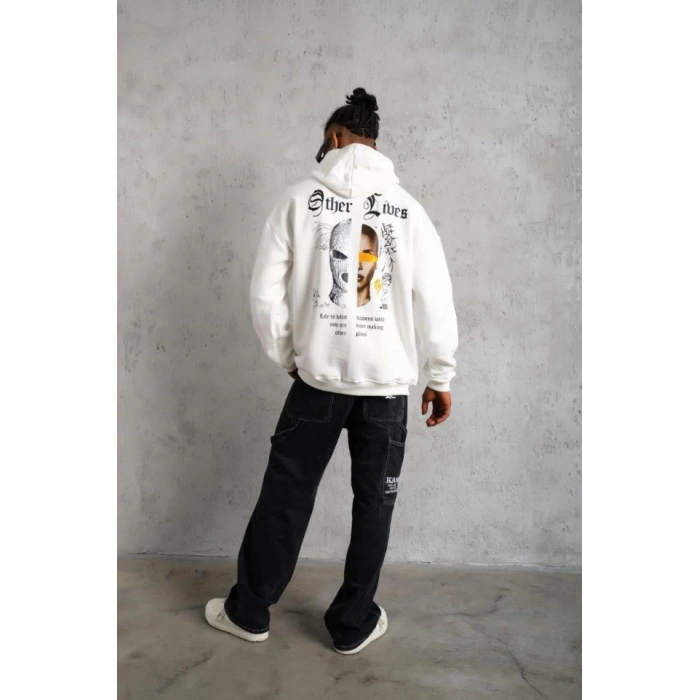 Oversize Üç İplik Şardonlu Kapüşonlu Sweatshirt – Beyaz “Other Lives” Ön Ve Arka Baskılı, Kanguru Cepli, Ribanalı Rahat Kışlık Model Beyaz