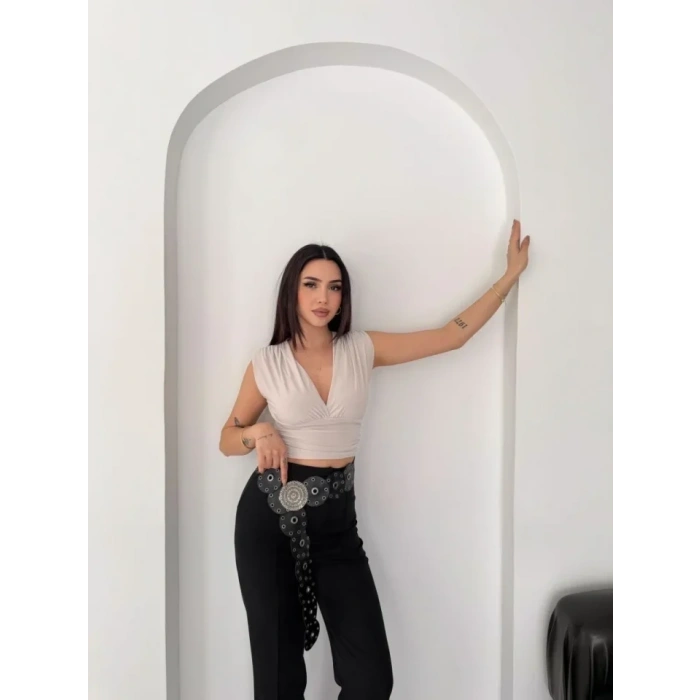 Vatkalı Kolsuz V Yaka Drapeli Crop Bluz Likralı Fit - Boyalı Gri