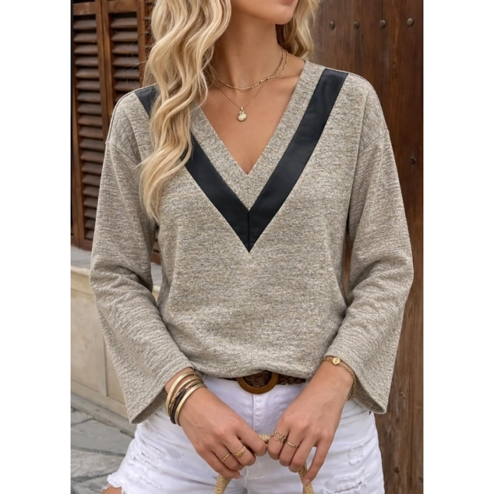 Yumoş Deri Detaylı Bluz