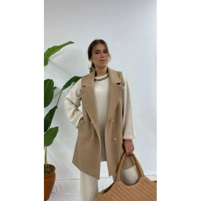 Zarif Camel Bej Kruvaze Yelek – Soft Tonlarda Premium Stil - Camel