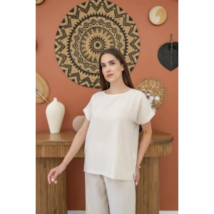 Bej T-Shirt Ve Pantolon Takım