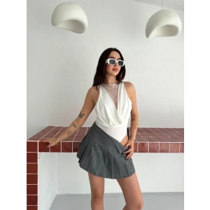 Dantel Detaylı Derin Dekolte Body Şık Kolsuz Yazlık Bodysuit - Beyaz