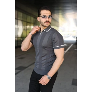 Erkek Dokulu Desen Yakalı Kısa Kollu Tişört