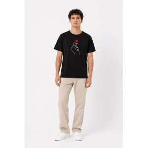 Erkek Kore Parmak Kalp Aşk Temalı Minimal Baskılı Tişört Yazlık Kısa Kol T-Shirt - Siyah