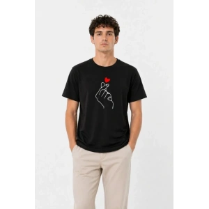 Erkek Kore Parmak Kalp Aşk Temalı Minimal Baskılı Tişört Yazlık Kısa Kol T-Shirt - Siyah