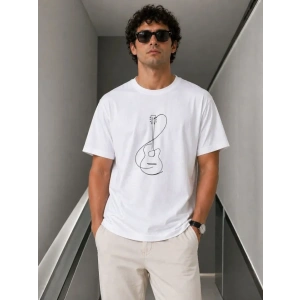 Erkek Minimal Gitar Baskılı Tişört T-Shirt Yazlık Kısa Kol Bisiklet Yaka T-Shirt - Beyaz