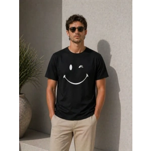 Erkek Minimal Gülümseyen Yüz Baskılı Tişört Kısa Kol Yazlık T-Shirt - Siyah