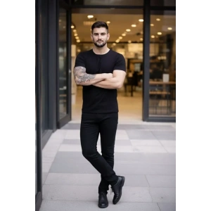 Erkek T-Shirt Bisiklet Yaka Slim Fit Dar Kesim Likralı Tişört Günlük Basic Body - Siyah