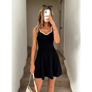 Kadın Askılı Kalp Yakalı şerit Detaylı Dalgıç Kısa Elbise