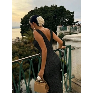 Kadın Askılı V Yakalı Uzun Triko Elbise