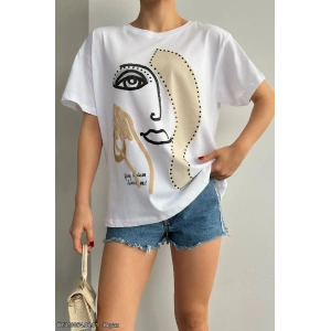 Kadın Desenli Oversize T-shirt - Beyaz