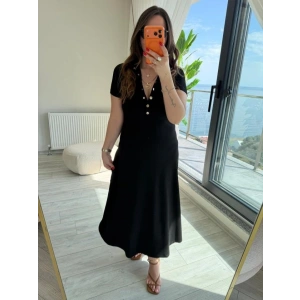 Kadın Kısa Kollu Iki Tarafı Düğme Detaylı Uzun Modal Elbise