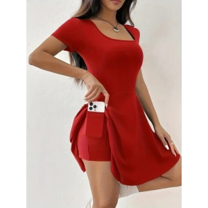 Kadın Kısa Kollu Kare Yaka Short Detaylı Cepli Dalgıç Elbise