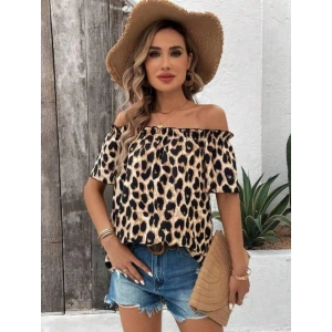 Kadın Madonna Yaka Fırfırlı Leopar Desenli Mikro Kumaş Bluz