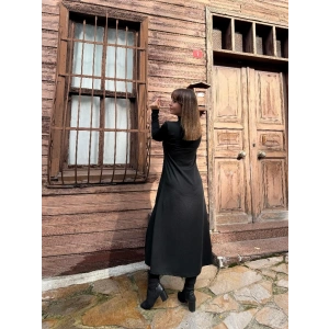Kadın Uzun Kollu Balıkçı Yaka Derin Yırtmaç Detay Krep Elbise