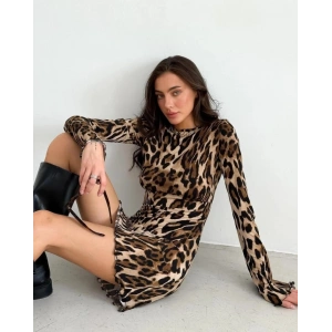 Kadın Uzun Kollu Sırtı Açık Bağlamalı Leopar Desenli Kısa Dalgıç Elbise