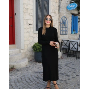 Kadın Uzun Kollu Yarı Balıkçı Yaka Arkadan Pencere Detaylı Bağcıklı Midi Triko Elbise
