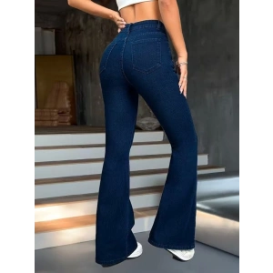 Kadın Yüksek Bel Paçaya Doğru Geniş Kot Pantolon