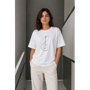 Minimal Gitar Baskılı Tişört T-Shirt Yazlık Kısa Kol Bisiklet Yaka T-Shirt  - Beyaz