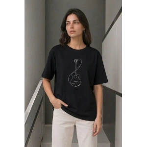 Minimal Gitar Baskılı Tişört T-Shirt Yazlık Kısa Kol Bisiklet Yaka T-Shirt - Siyah