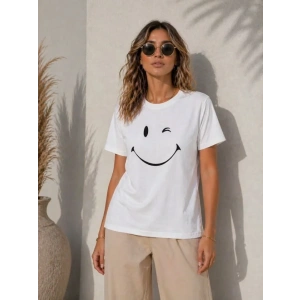 Minimal Gülümseyen Yüz Baskılı Tişört Kısa Kol Yazlık T-Shirt - Beyaz