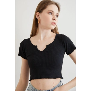 V Yaka Basıc Crop - Siyah