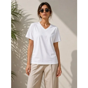 V Yaka Basic Tişört Kısa Kol Yazlık Regular Fit T-Shirt - Beyaz