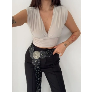 Vatkalı Kolsuz V Yaka Drapeli Crop Bluz Likralı Fit - Boyalı Gri
