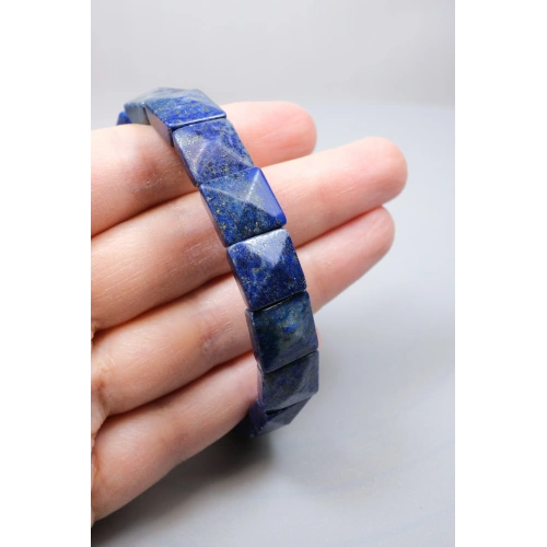 Kralların Asil Mavisi ve Bilgeliğin Işıltısı: Parlak Kare Kesim Lapis Lazuli Bileklik