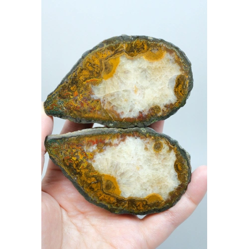Senf Gelb und Rot Bestickte Chalcedon Schwarzer See Moos-Achat Paar