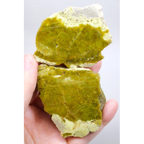 Zeytin Yeşili & Altın Opal Örneği Doğal Mozaik Dokularıyla, 110g