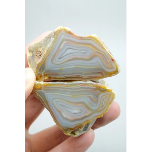 Pastel Mavi Sarı Bal Rengi ve İnce Beyaz Şeritli Siyah Deniz Akik Çifti