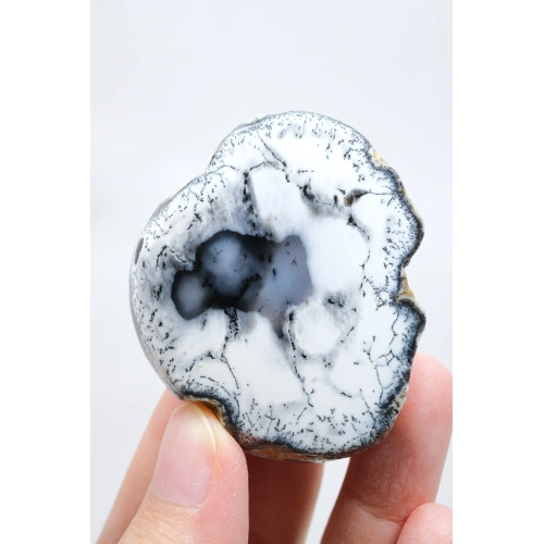 Dumanlı Mavi & Beyaz Dendritik Opal, Merlinit Numune, 57g