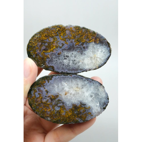 Soft Lavender Purple Band and Mustard Yellow Plume Agate with Quartz, 129g