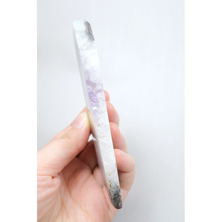 Ametist Akik Dilimi Merkezinde Yıldızlı Kuvars Gözü, Terrakota Matris ve Doğal Kenar, 150g