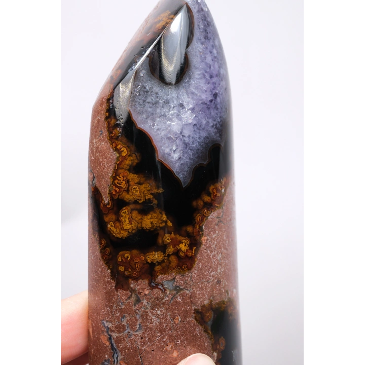 Mor Ametist Akik Kule Noktası, Siyah Çizgili ve Mor Druzy ile Cilalanmış Obelisk, 223g