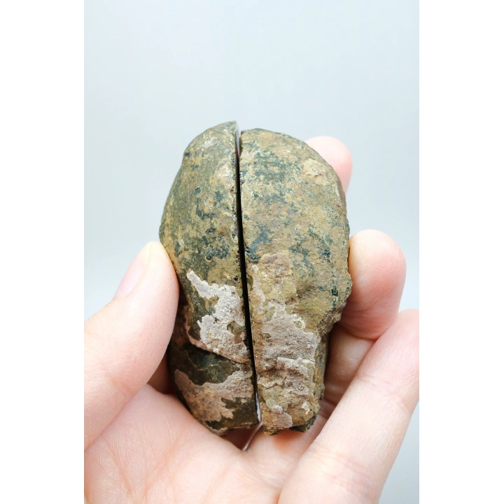 Hardal Sarısı, Yosun Yeşili Süslü İşlemeli Karadeniz Akik Taşı