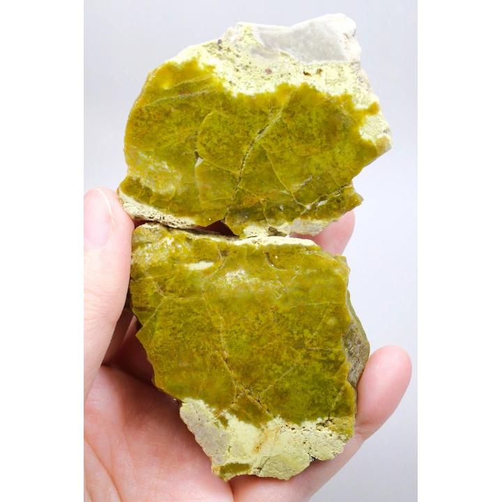 Zeytin Yeşili & Altın Opal Örneği Doğal Mozaik Dokularıyla, 110g