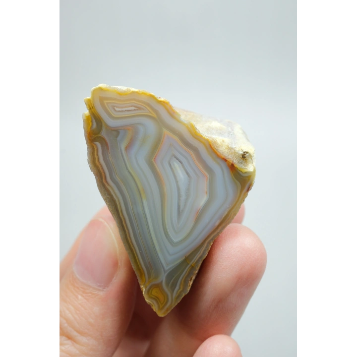 Pastel Mavi Sarı Bal Rengi ve İnce Beyaz Şeritli Siyah Deniz Akik Çifti