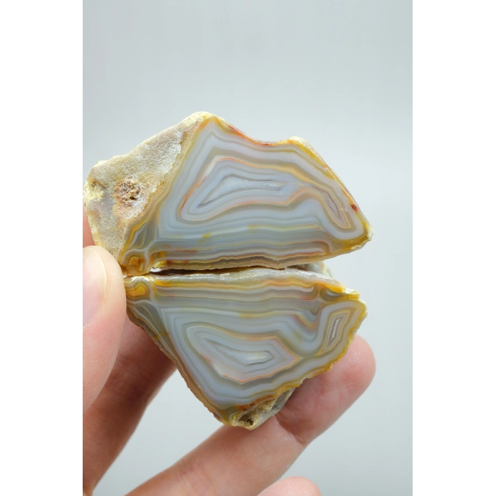 Pastel Mavi Sarı Bal Rengi ve İnce Beyaz Şeritli Siyah Deniz Akik Çifti