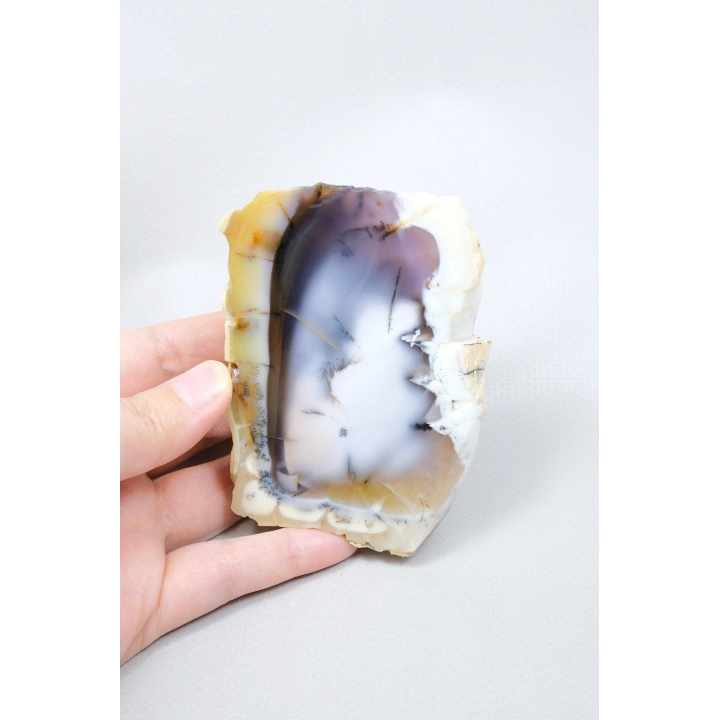 Cilalı Bal, Lila ve Gökyüzü Mavisi Merlinit / Dendritik Opal ile Siyah Dendritler, 200g